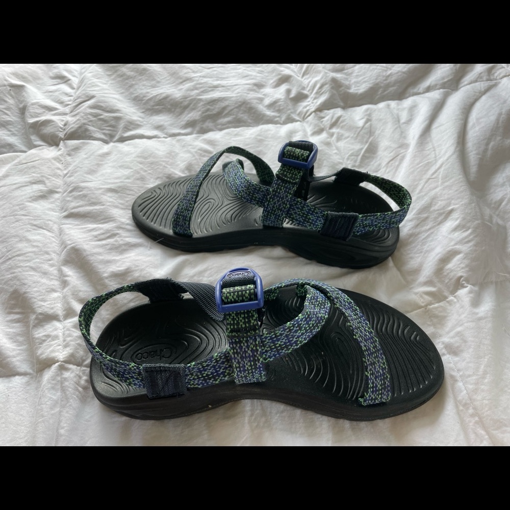 Chaco size 6